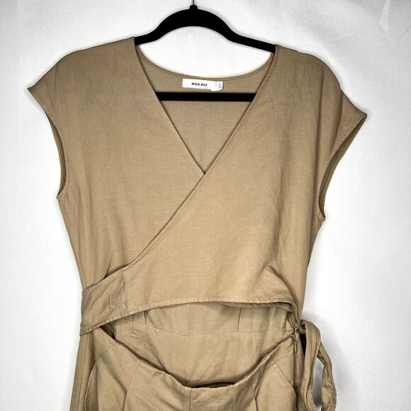 Womans Mod Ref The Hue Cut Out Wrap Tie Jumpsuit Tan Size Small - Picture 2 of 10